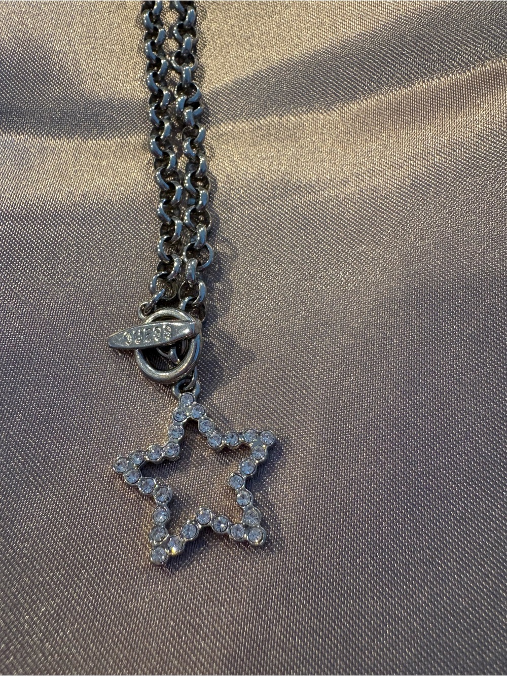 Guess Silver Star Pendant Chain Necklace - Picture 6 of 7